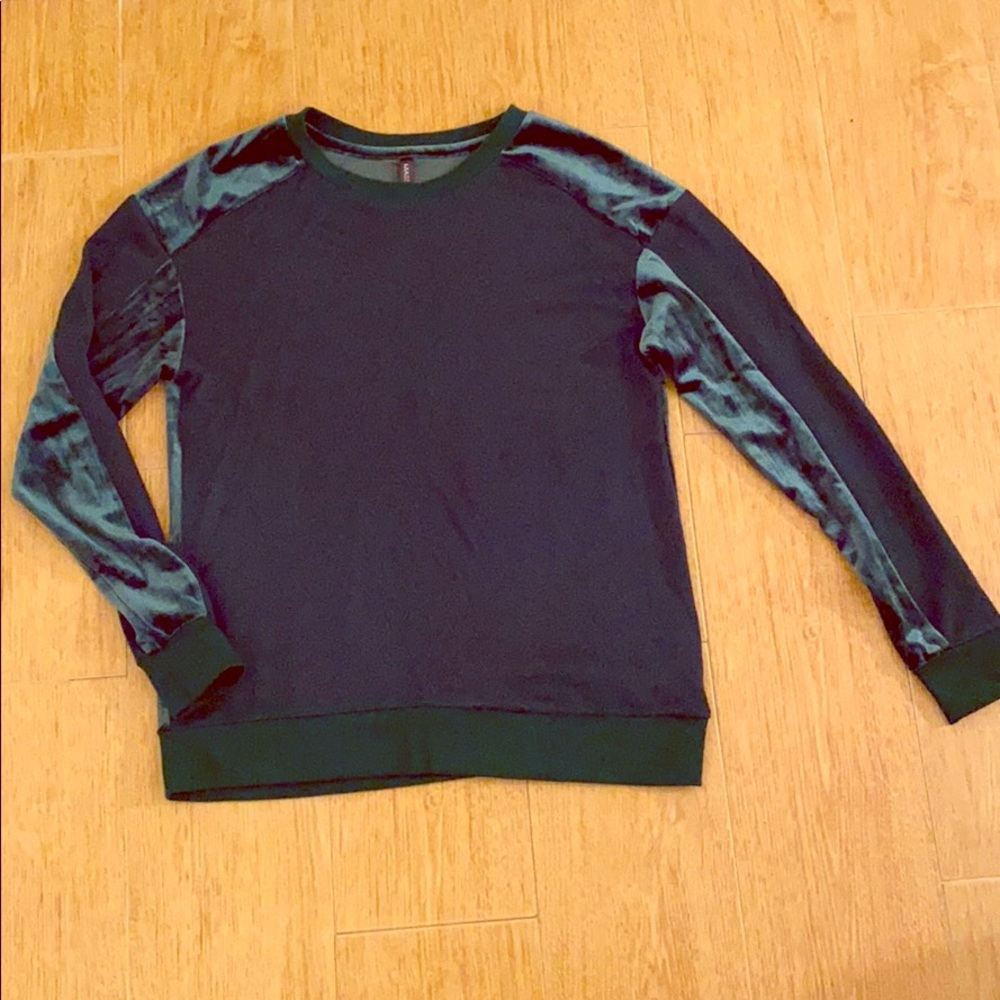 Velvet sweatshirt